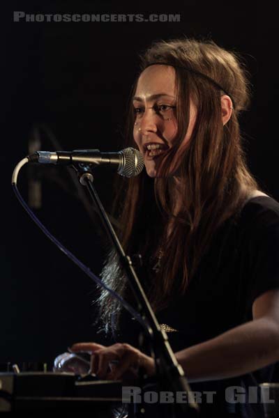 STEALING SHEEP - 2013-04-20 - PARIS - La Maroquinerie - Rebecca Hawley